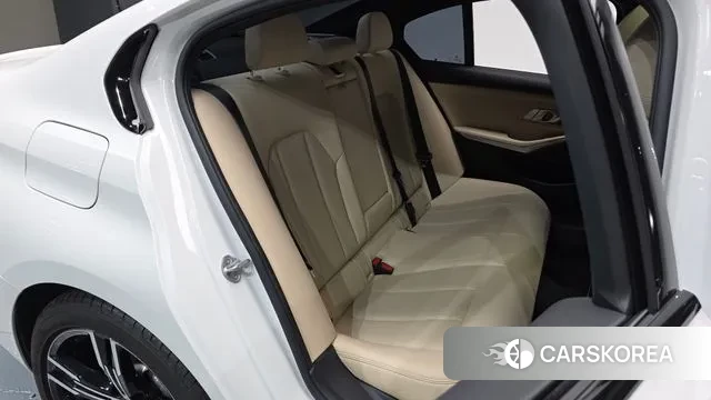 BMW 3 Series (G20) 2024 Белый из Кореи, фото 2