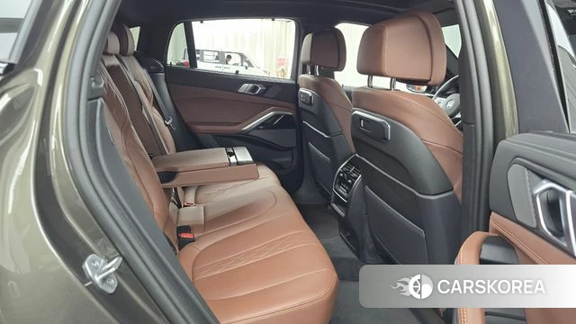 BMW X6 (G06) 2025 Цвет тростника из Кореи, фото 2