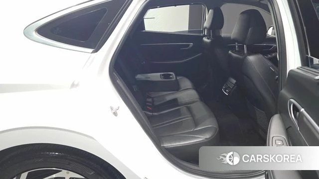 Hyundai Sonata D Edge (DN8) 2023 Белый из Кореи, фото 2