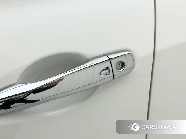 Nissan Jinke 2023 Белый из Китая, фото 2