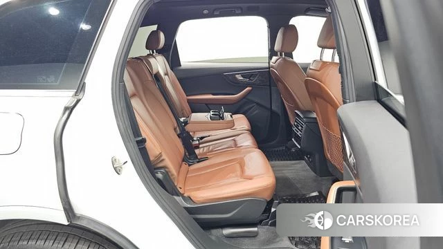 Audi Q7 (4M) 2021 Белый из Кореи, фото 2