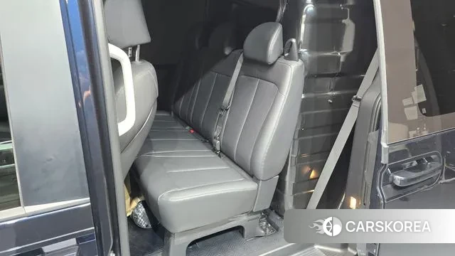 Hyundai Staria 2023 Синий из Кореи, фото 2