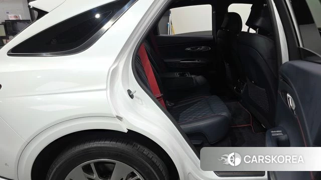 Genesis GV70 2021 Белый из Кореи, фото 2