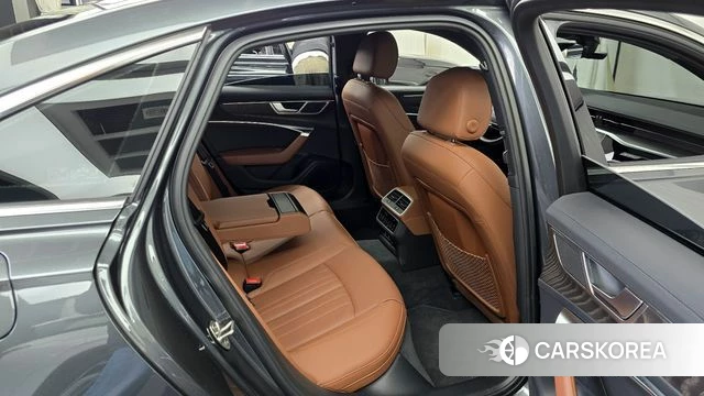 Audi A6 (C8) 2023 Серый из Кореи, фото 2