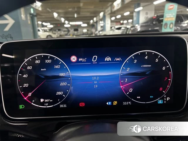 Mercedes-Benz CLE-Class C236 2025 Белый из Кореи, фото 2
