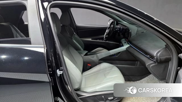 Hyundai The New Avante (CN7) 2023 Черный из Кореи, фото 2