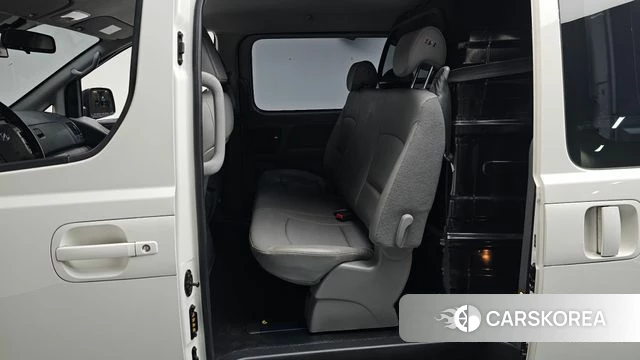 Hyundai The New Grand Starex 2021 Белый из Кореи, фото 2