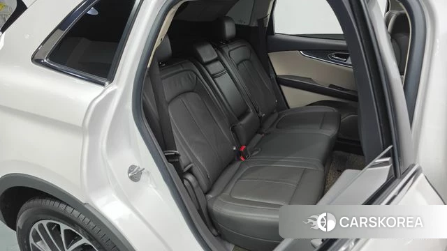 Lincoln Nautilus First generation 2019 Белый из Кореи, фото 2