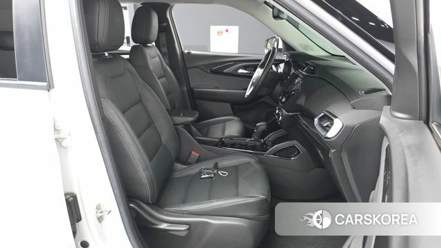 Chevrolet (GM Daewoo) Trailblazer 2021 Белый из Кореи, фото 2