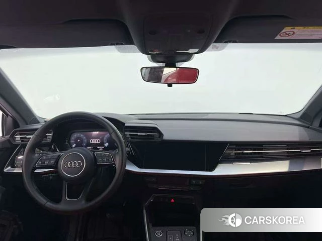 Audi A3 2023 Белый из Китая, фото 2