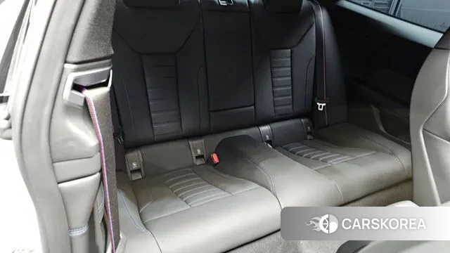 BMW 4 Series (G22) 2025 Белый из Кореи, фото 2