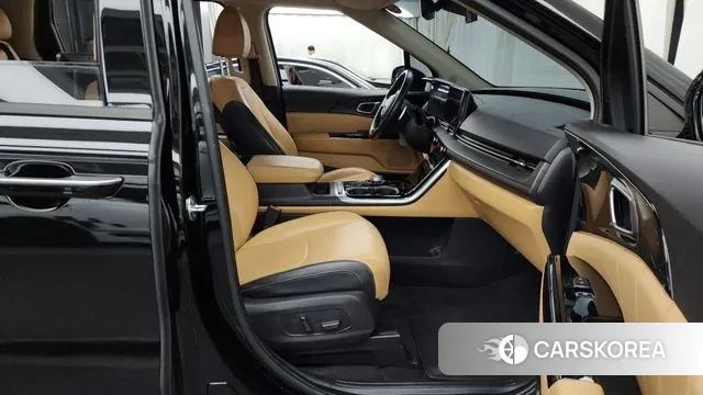 Kia Carnival 4th generation 2020 Черный из Кореи, фото 2