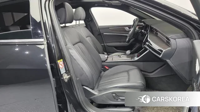 Audi A6 (C8) 2020 Черный из Кореи, фото 2