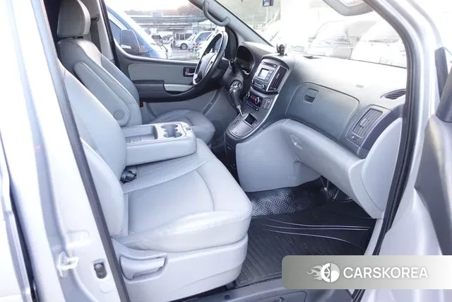 Hyundai The New Grand Starex 2019 Серый из Кореи, фото 2