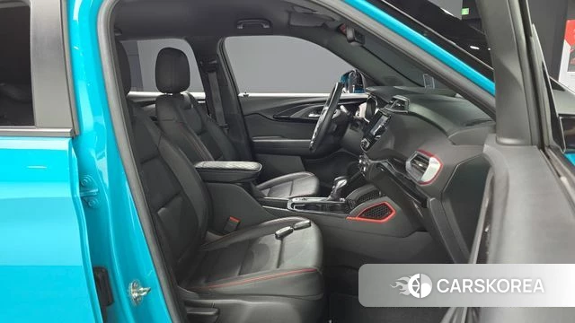 Chevrolet (GM Daewoo) Trailblazer 2021 Небесно-голубой из Кореи, фото 2