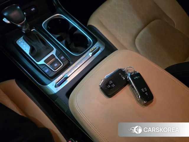Kia Carnival 4th generation 2022 Белый из Кореи, фото 2