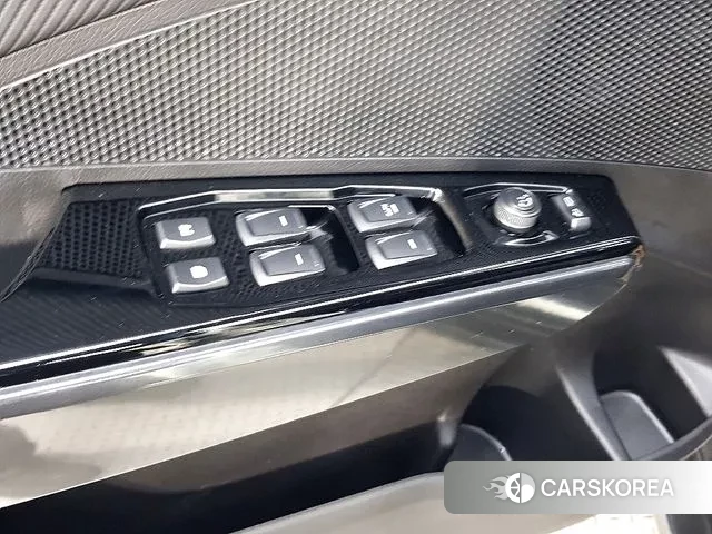 Ssangyong Berry New Tivoli 2021 Белый из Кореи, фото 2