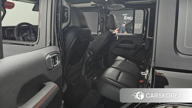 Jeep Wrangler (JL) 2025 Черный из Кореи, фото 2