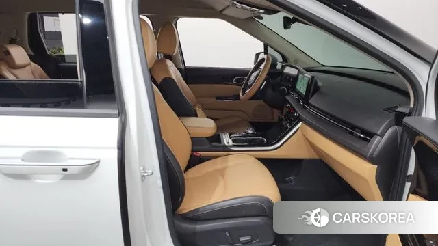 Kia Carnival 4th generation 2022 Белый из Кореи, фото 2