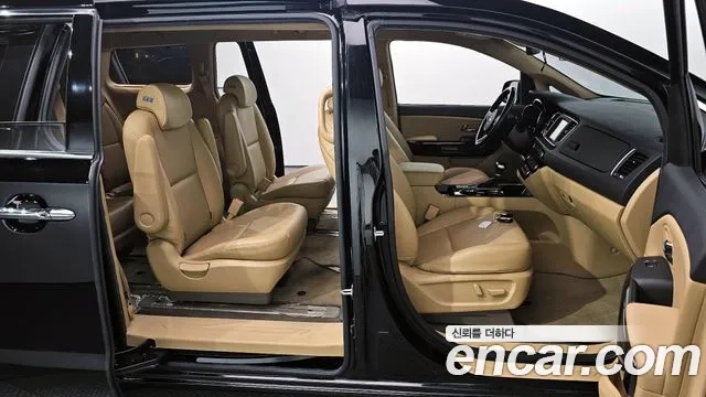 Kia The New Carnival 2020 Черный из Кореи, фото 2