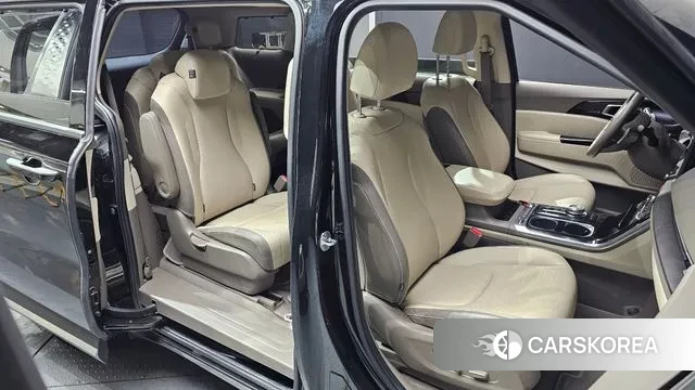 Kia Carnival 4th generation 2021 Черный из Кореи, фото 2