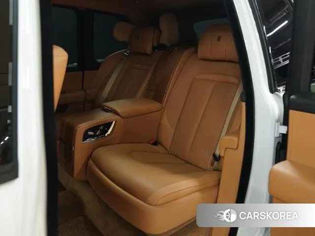Rolls-Royce Cullinan 2022 Белый из Кореи, фото 2