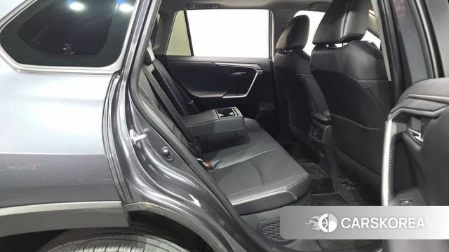 Toyota RAV4 5th Generation 2023 Серый из Кореи, фото 2