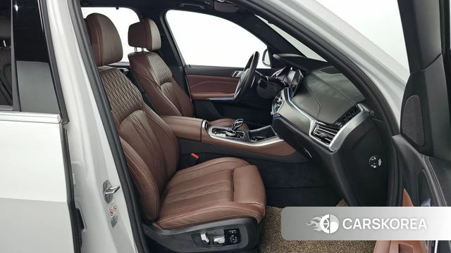 BMW X5 (G05) 2022 Белый из Кореи, фото 2