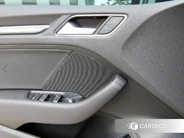 Audi New A3 2018 Черный из Кореи, фото 2