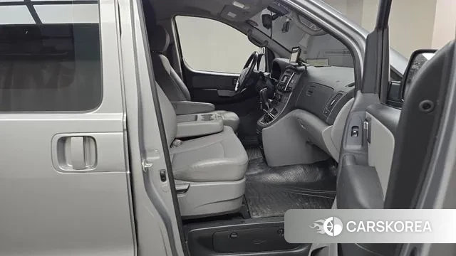 Hyundai The New Grand Starex 2019 Серебряный из Кореи, фото 2