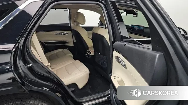 Genesis GV70 2021 Черный из Кореи, фото 2