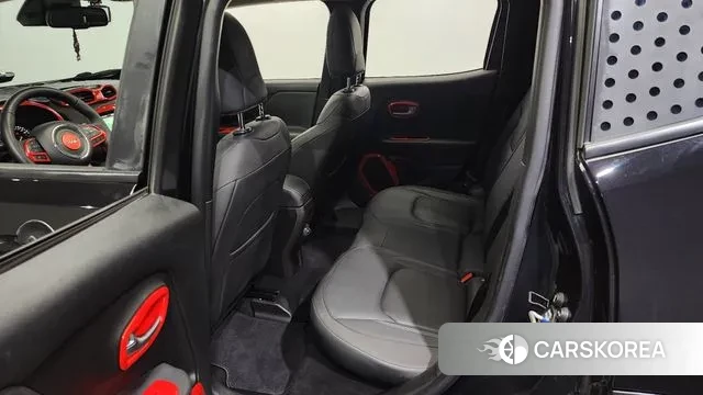 Jeep Renegade 2020 Черный из Кореи, фото 2