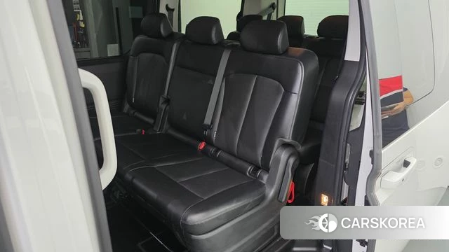 Hyundai Staria 2022 Белый из Кореи, фото 2