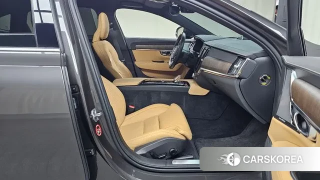 Volvo S90 2021 Серый из Кореи, фото 2