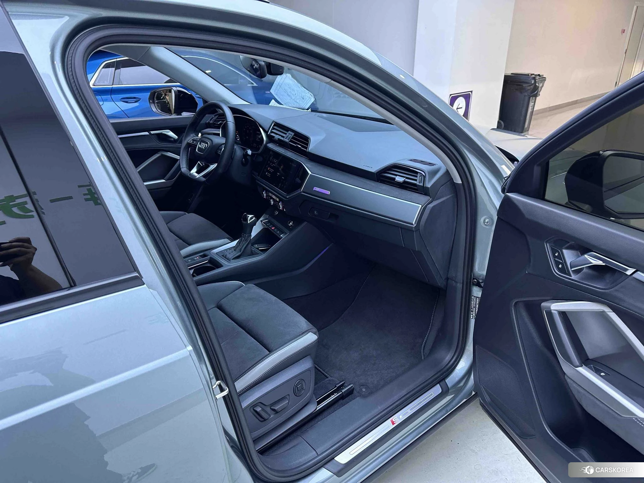 Audi Q3 2022 Серебристо-серый из Китая, фото 2