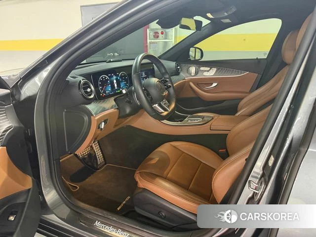 Mercedes-Benz E-Class W213 2021 Серый из Кореи, фото 2