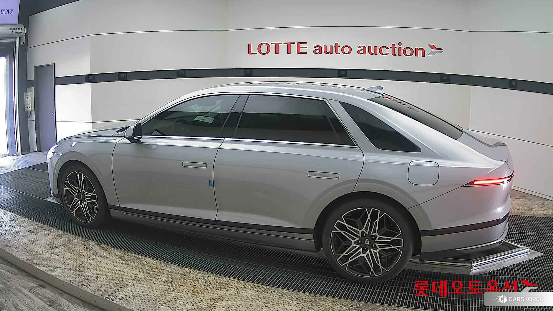 Hyundai Grandeur Hybrid 2023 Другое из Кореи, фото 2