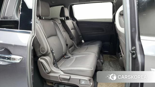 Honda Odyssey 2022 Серый из Кореи, фото 2