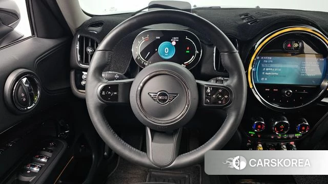Mini Cooper Countryman 2024 Цвет галактики из Кореи, фото 2