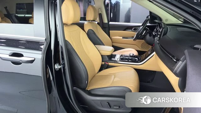 Kia Carnival 4th generation 2022 Черный из Кореи, фото 2