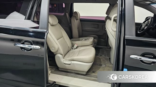 Kia The New Carnival 2018 Черный из Кореи, фото 2