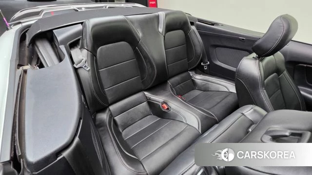Ford Mustang 2018 Белый из Кореи, фото 2