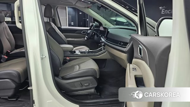 Kia The New Carnival 4th Generation 2025 Белый из Кореи, фото 2