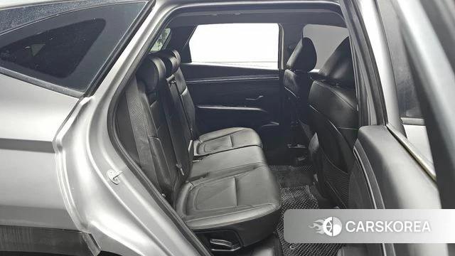 Hyundai Tucson (NX4) 2023 Серебряный из Кореи, фото 2