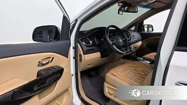 Kia The New Carnival 2018 Белый из Кореи, фото 2