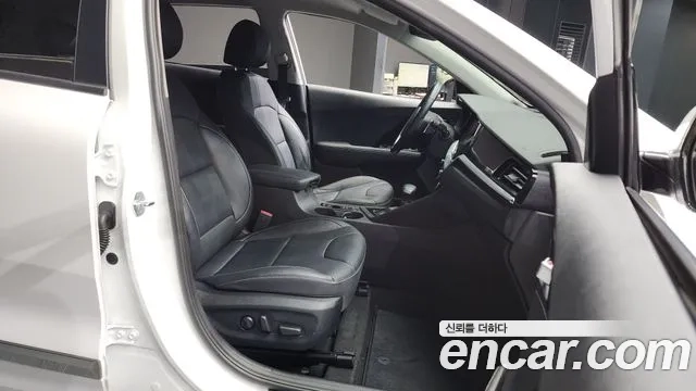 Kia The New Niro 2021 Белый из Кореи, фото 2