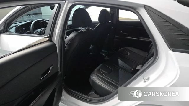 Hyundai Avante Hybrid (CN7) 2021 Белый из Кореи, фото 2