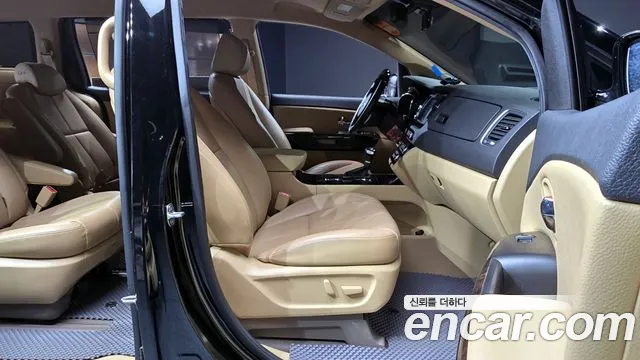 Kia The New Carnival 2019 Черный из Кореи, фото 2