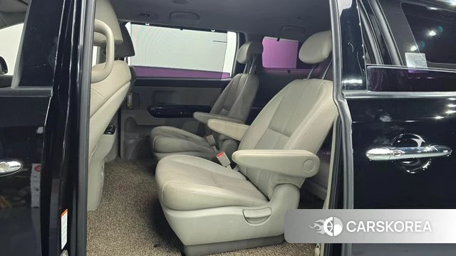 Kia The New Carnival 2018 Черный из Кореи, фото 2