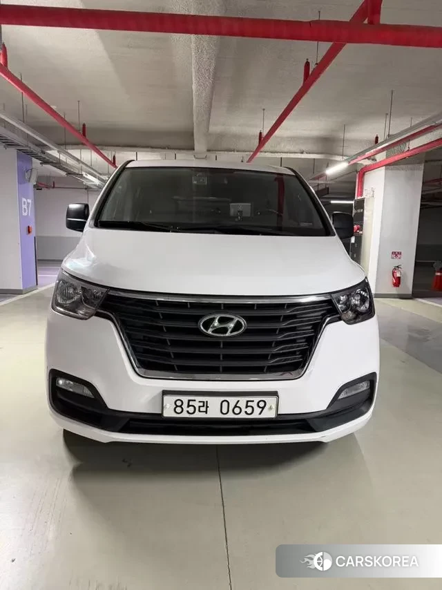 Hyundai The New Grand Starex 2018 Белый из Кореи, фото 2